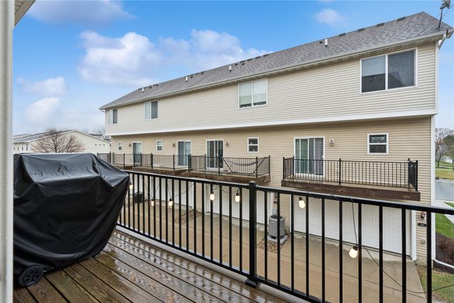 9120 Greenspire Drive 108, West Des Moines, IA 50266