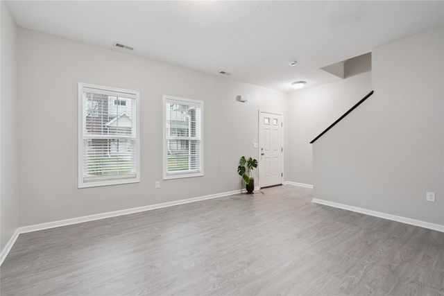 9120 Greenspire Drive 108, West Des Moines, IA 50266