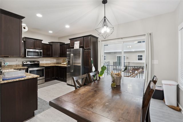 9120 Greenspire Drive 108, West Des Moines, IA 50266