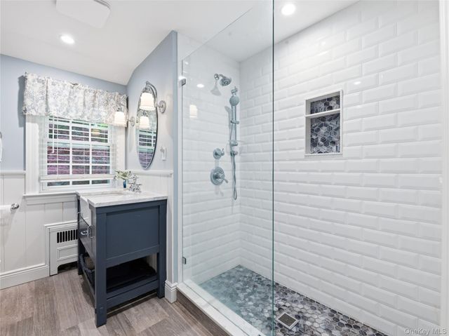2 Longview Road, Port Washington, NY 11050