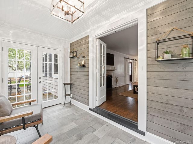 2 Longview Road, Port Washington, NY 11050