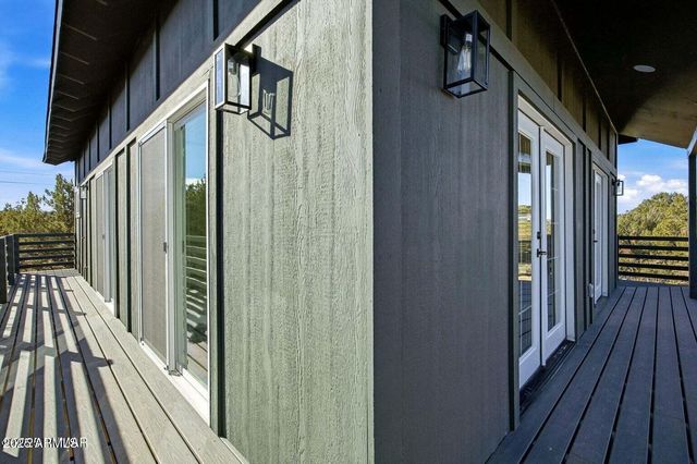 8335 RAINBOW Drive, Show Low, AZ 85901