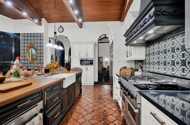 9815 SW 114th St, Miami, FL 33176