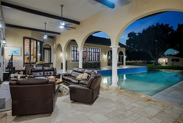 9815 SW 114th St, Miami, FL 33176