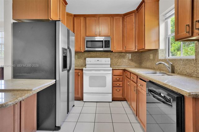 9815 SW 114th St, Miami, FL 33176