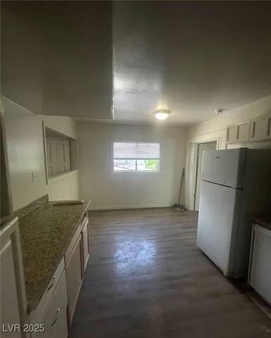 5128 FORREST HILLS Lane, Las Vegas, NV 89108