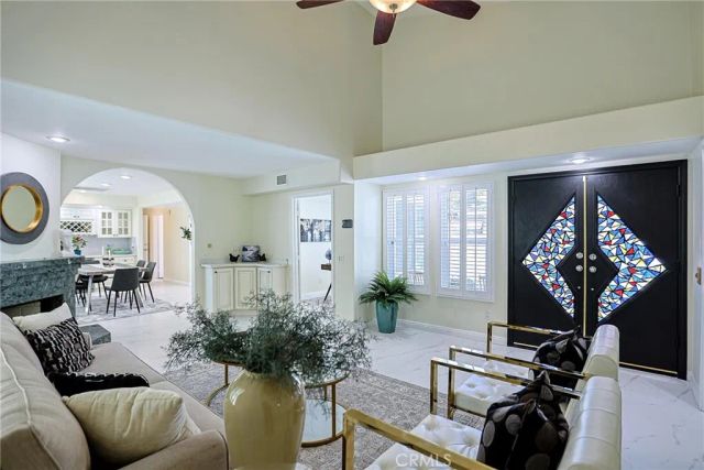 320 7th, Huntington Beach, CA 92648
