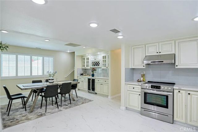 320 7th, Huntington Beach, CA 92648