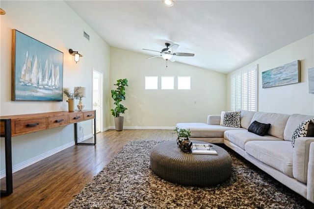 320 7th, Huntington Beach, CA 92648