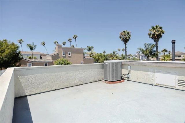 320 7th, Huntington Beach, CA 92648