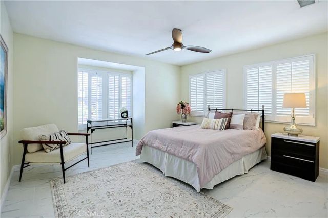 320 7th, Huntington Beach, CA 92648