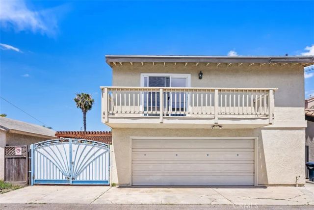 320 7th, Huntington Beach, CA 92648
