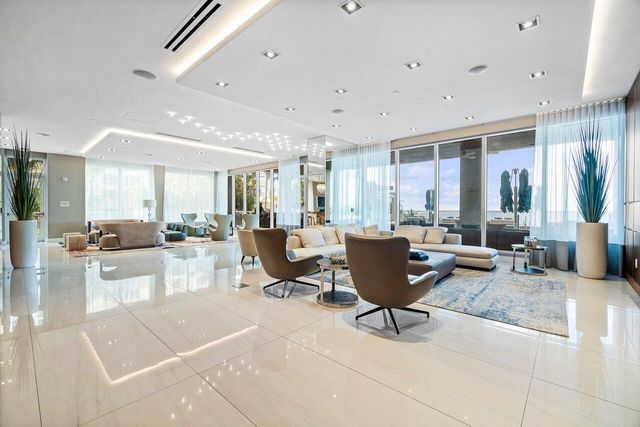 3730 N Ocean Drive 17 C, Singer Island, FL 33404