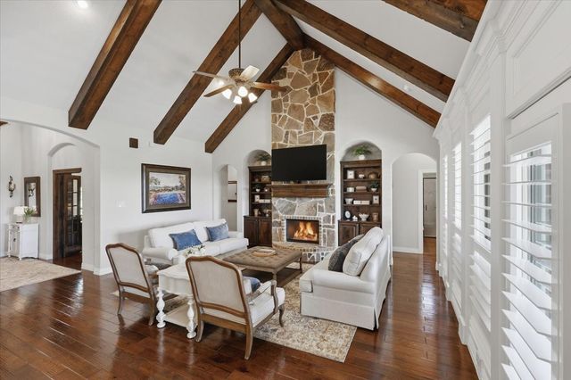 10700 San Simeon Lane, Fort Worth, TX 76179