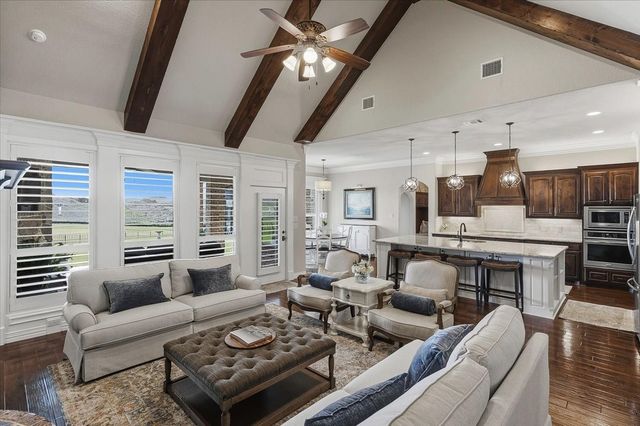 10700 San Simeon Lane, Fort Worth, TX 76179