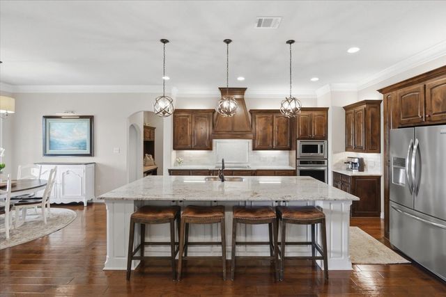 10700 San Simeon Lane, Fort Worth, TX 76179