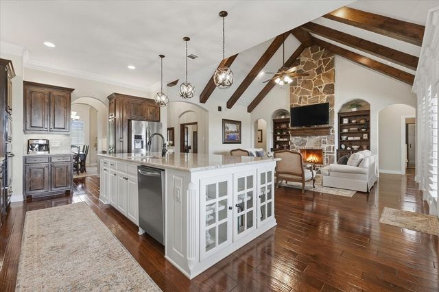 10700 San Simeon Lane, Fort Worth, TX 76179