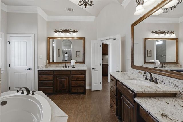 10700 San Simeon Lane, Fort Worth, TX 76179
