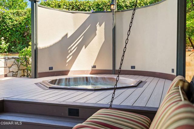 5755 Willowtree Drive, Agoura Hills, CA 91301