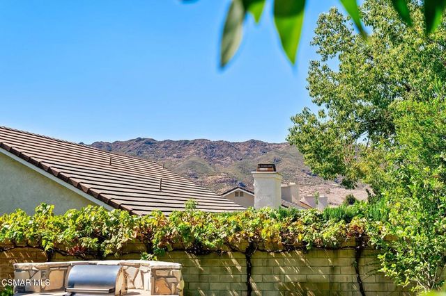 5755 Willowtree Drive, Agoura Hills, CA 91301