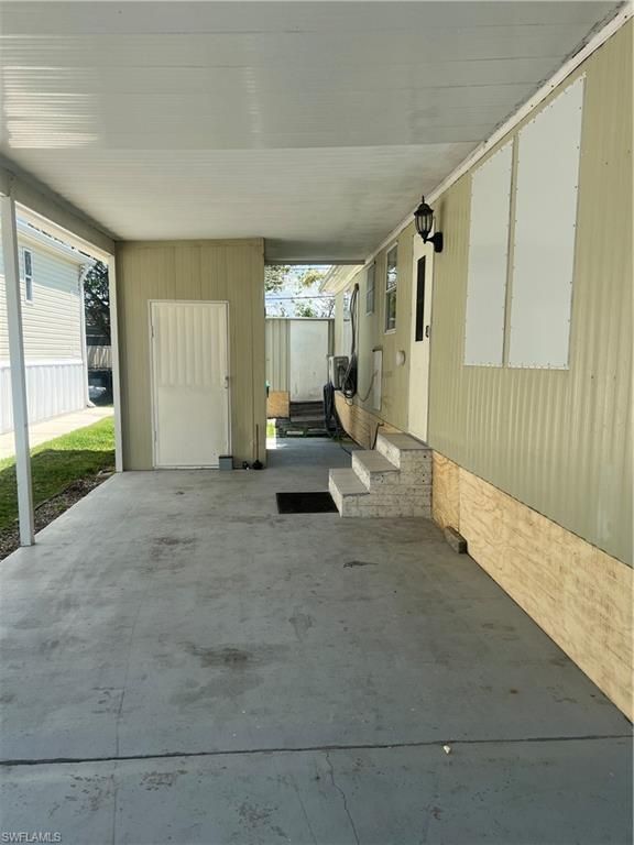 777 Walkerbilt RD 9, NAPLES, FL 34110 — photo 2