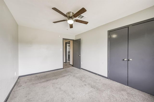 2718 Summertime Drive, Houston, TX 77045