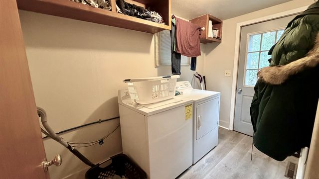 1006 University University Ave W, Minot, ND 58703