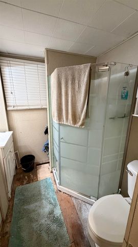 1006 University University Ave W, Minot, ND 58703