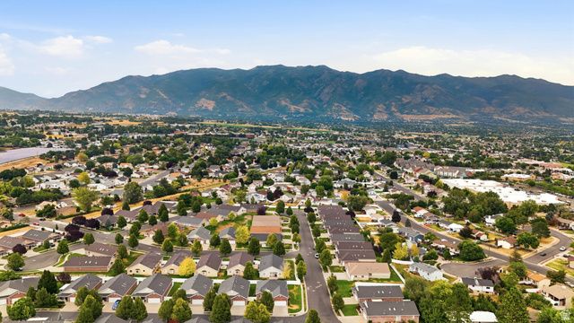 2260 N 1085 W, Layton, UT 84041