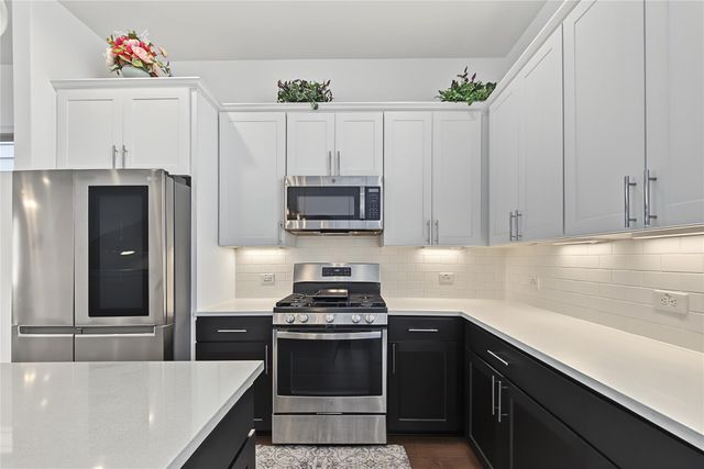 2208 Mcgowen Street, Houston, TX 77004