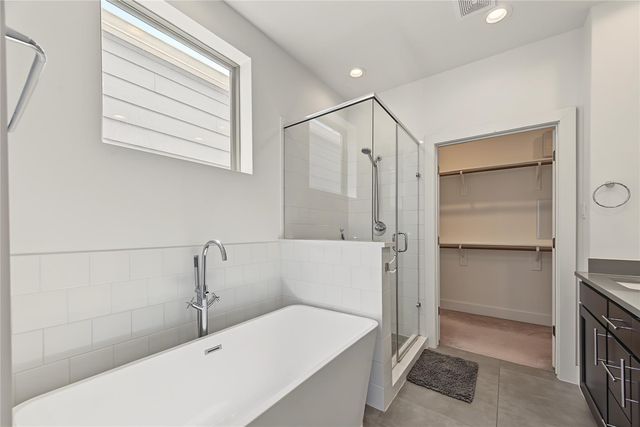 2208 Mcgowen Street, Houston, TX 77004