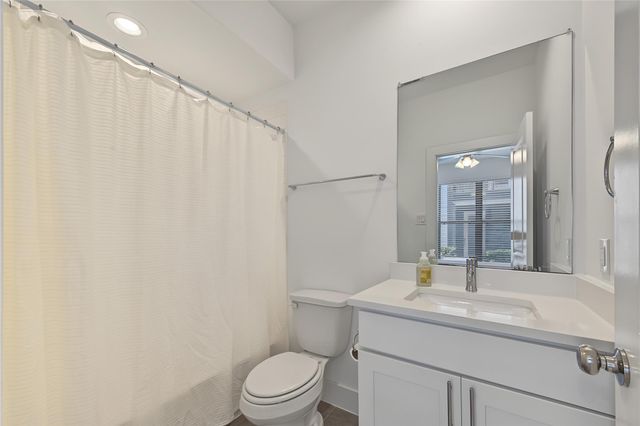 2208 Mcgowen Street, Houston, TX 77004