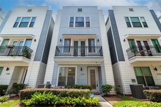 2208 Mcgowen Street, Houston, TX 77004