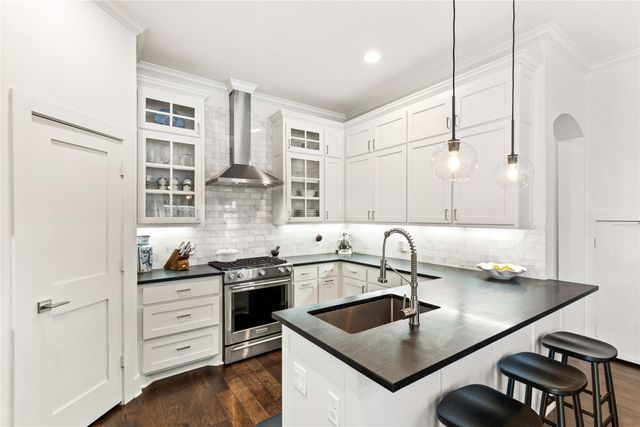 405 Wimberly Street, Fort Worth, TX 76107
