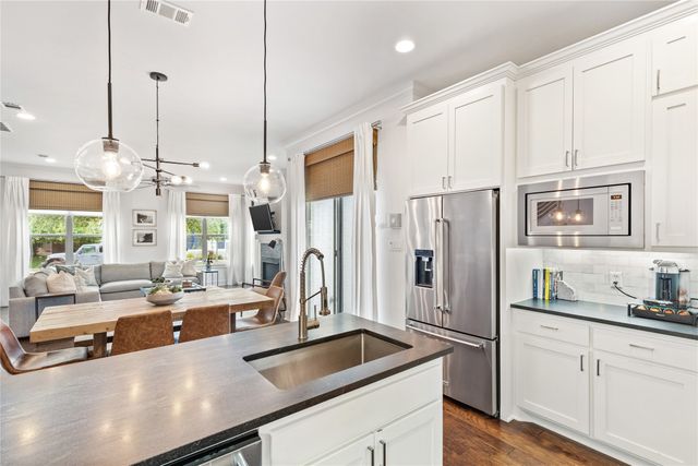 405 Wimberly Street, Fort Worth, TX 76107