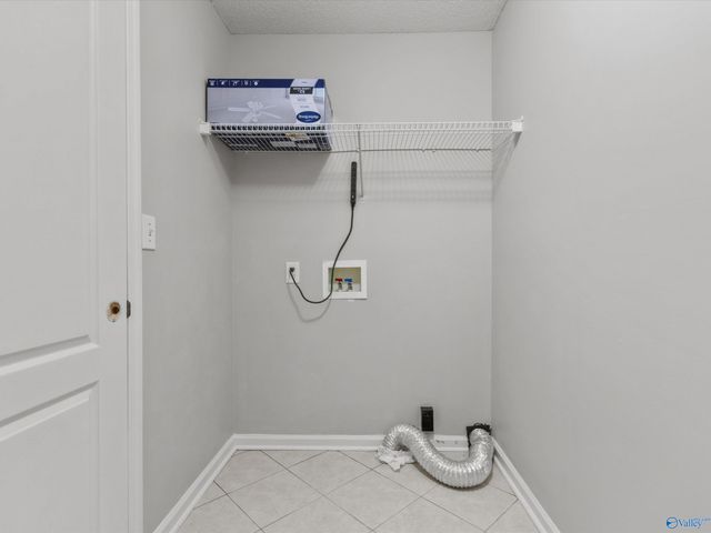 18292 East Limestone Road, Athens, AL 35613