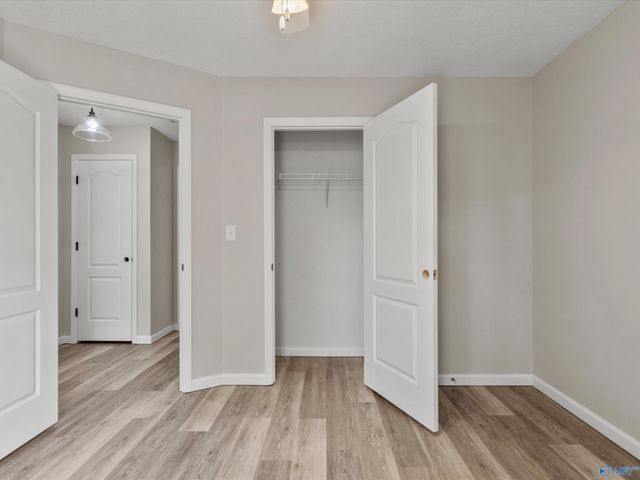 18292 East Limestone Road, Athens, AL 35613