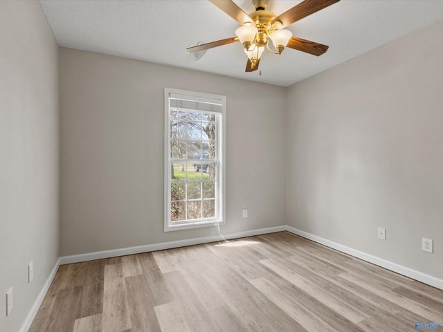 18292 East Limestone Road, Athens, AL 35613