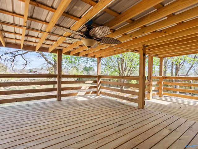 18292 East Limestone Road, Athens, AL 35613