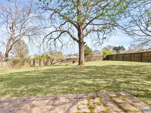 18292 East Limestone Road, Athens, AL 35613