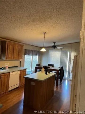 12780 New Lake Road, Henryetta, OK 74437