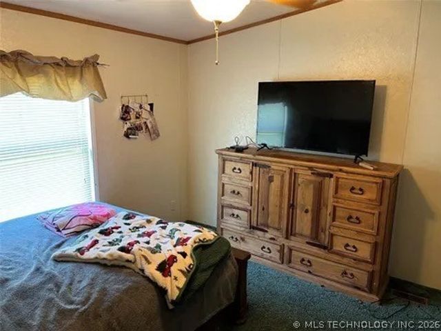12780 New Lake Road, Henryetta, OK 74437