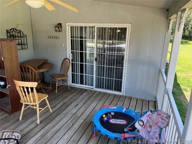 12780 New Lake Road, Henryetta, OK 74437
