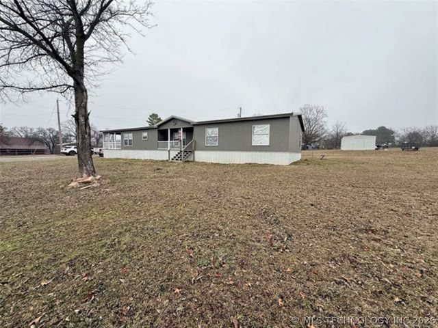 12780 New Lake Drive, Henryetta, OK 74437