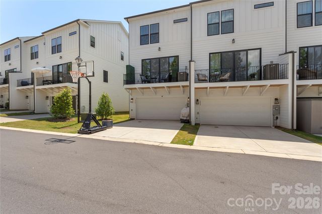 610 District Court, Fort Mill, SC 29708