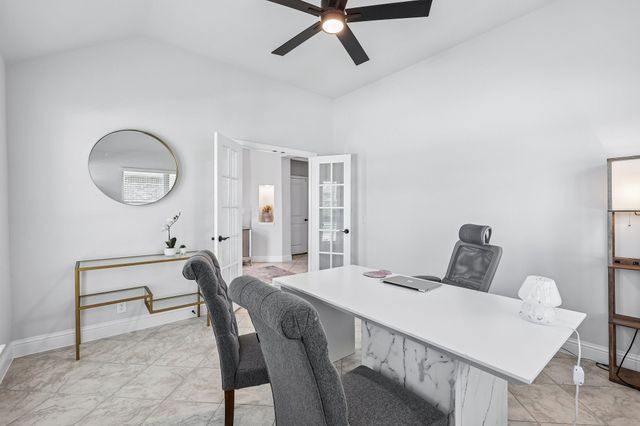 121 Claywood Drive, Glenn Heights, TX 75154