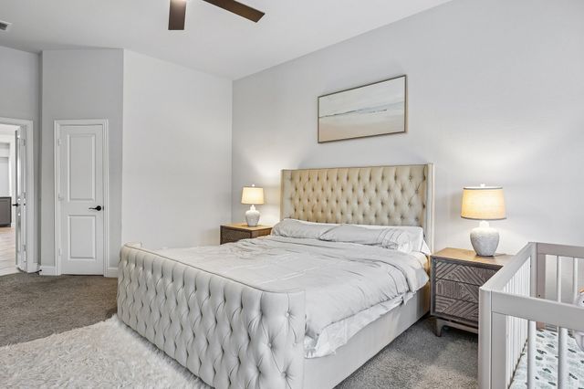121 Claywood Drive, Glenn Heights, TX 75154