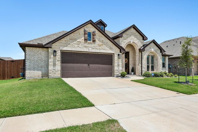 121 Claywood Drive, Glenn Heights, TX 75154
