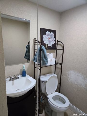 903 ZACHRY DR, San Antonio, TX 78228