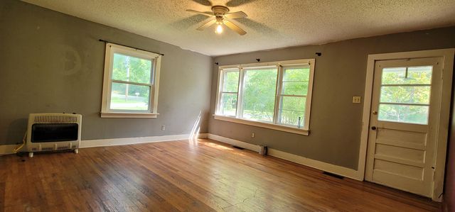 5901 Carr Road, Paducah, KY 42001